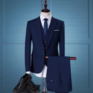 Traje Formal Azul Marino de Tres Piezas – Elegancia y Estilo Impecable