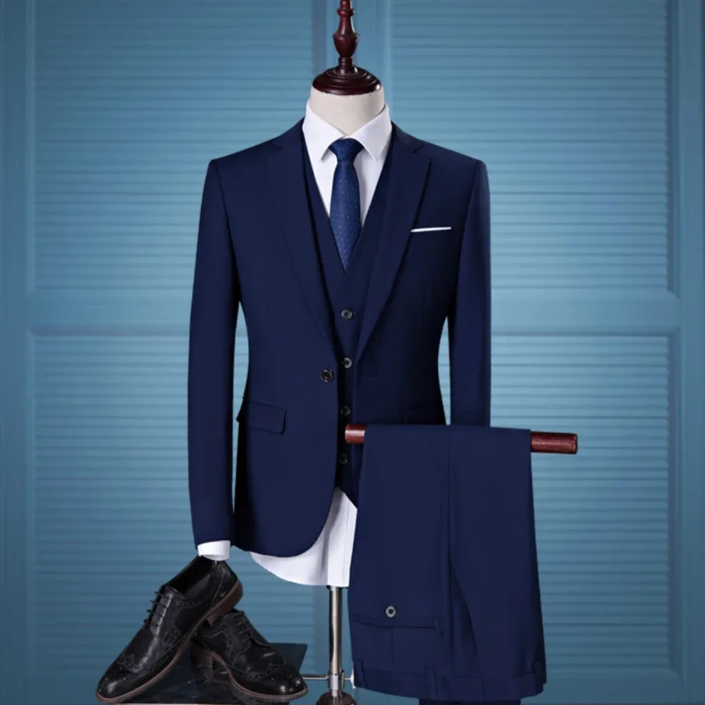 Traje Formal Azul Marino de Tres Piezas – Elegancia y Estilo Impecable